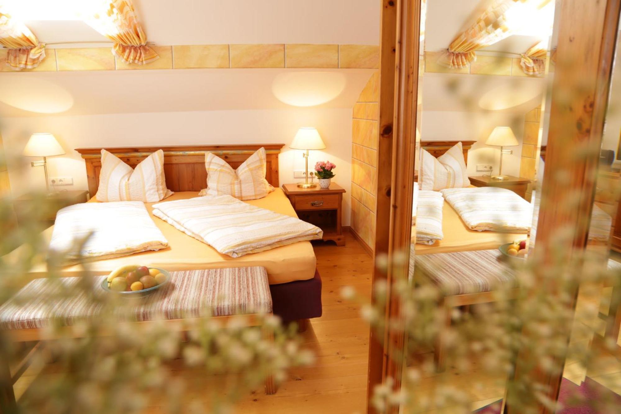 Lindlweberhof Hotell Rosenheim Exteriör bild