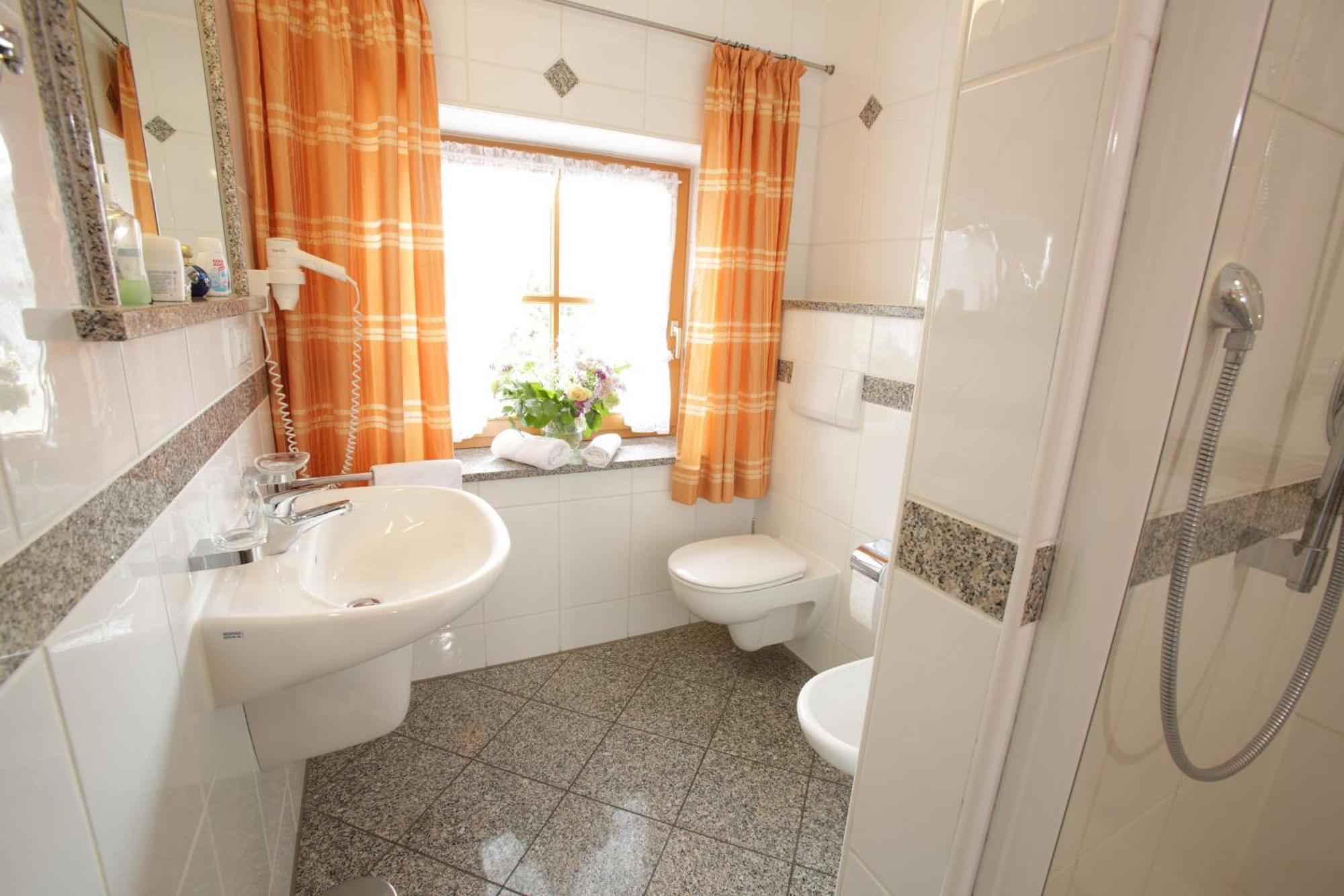 Lindlweberhof Hotell Rosenheim Exteriör bild